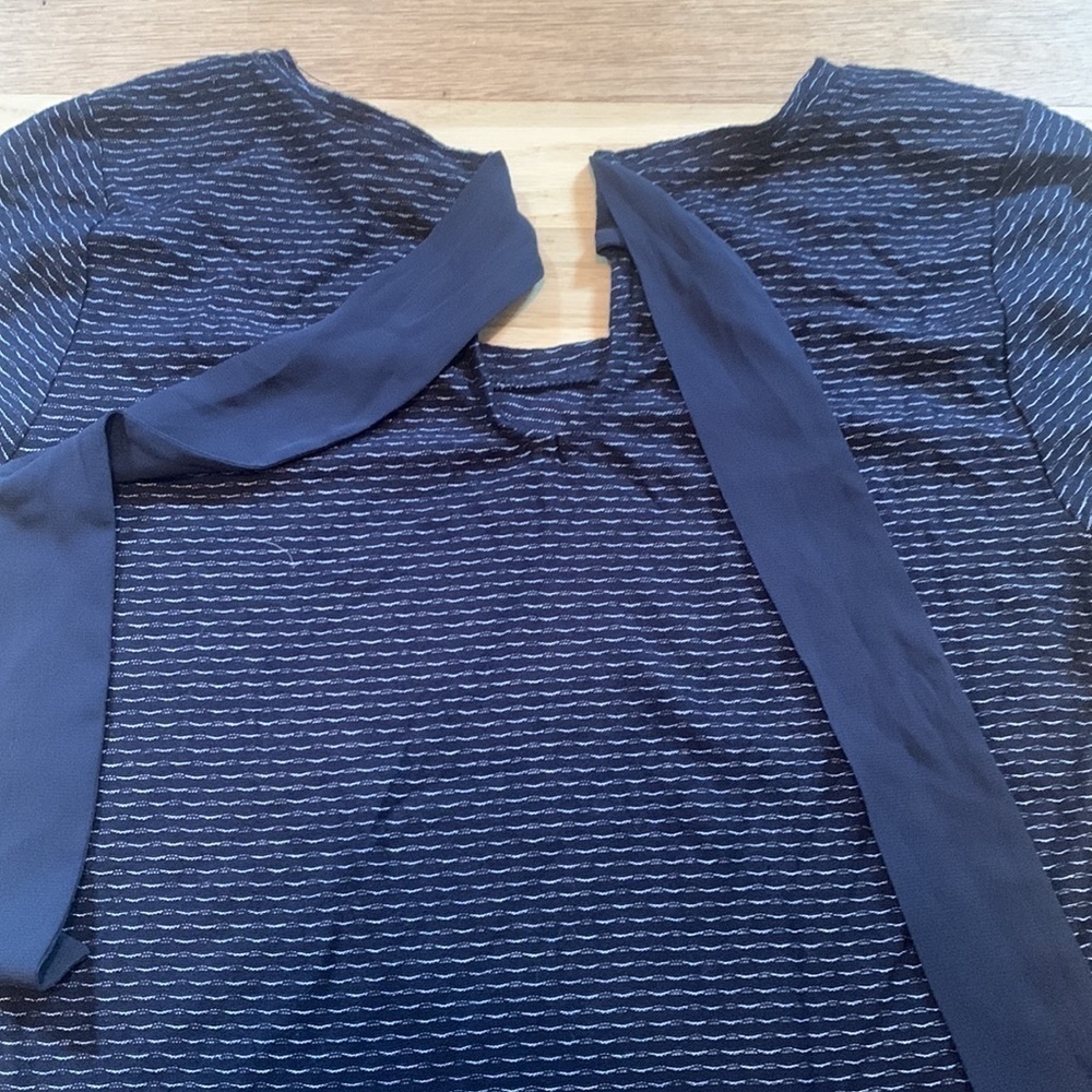 LAUREN Conrad Short Sleeve Knit Blouse w/ Lace Trim Navy Blue Women’s M - Picture 15 of 15